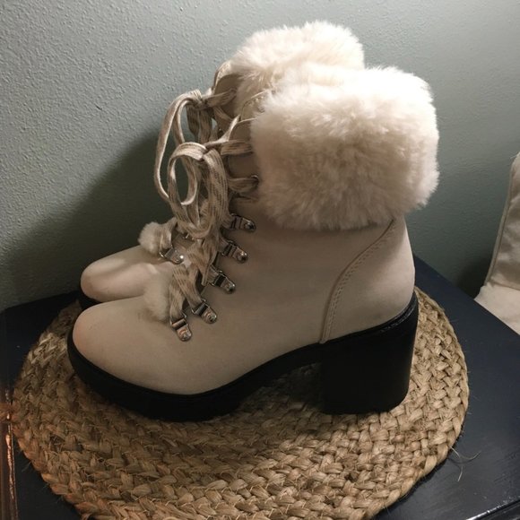 Espirit Shoes - Espirit Ember Chunky Faux Fur Cream Boot Sz 7.5